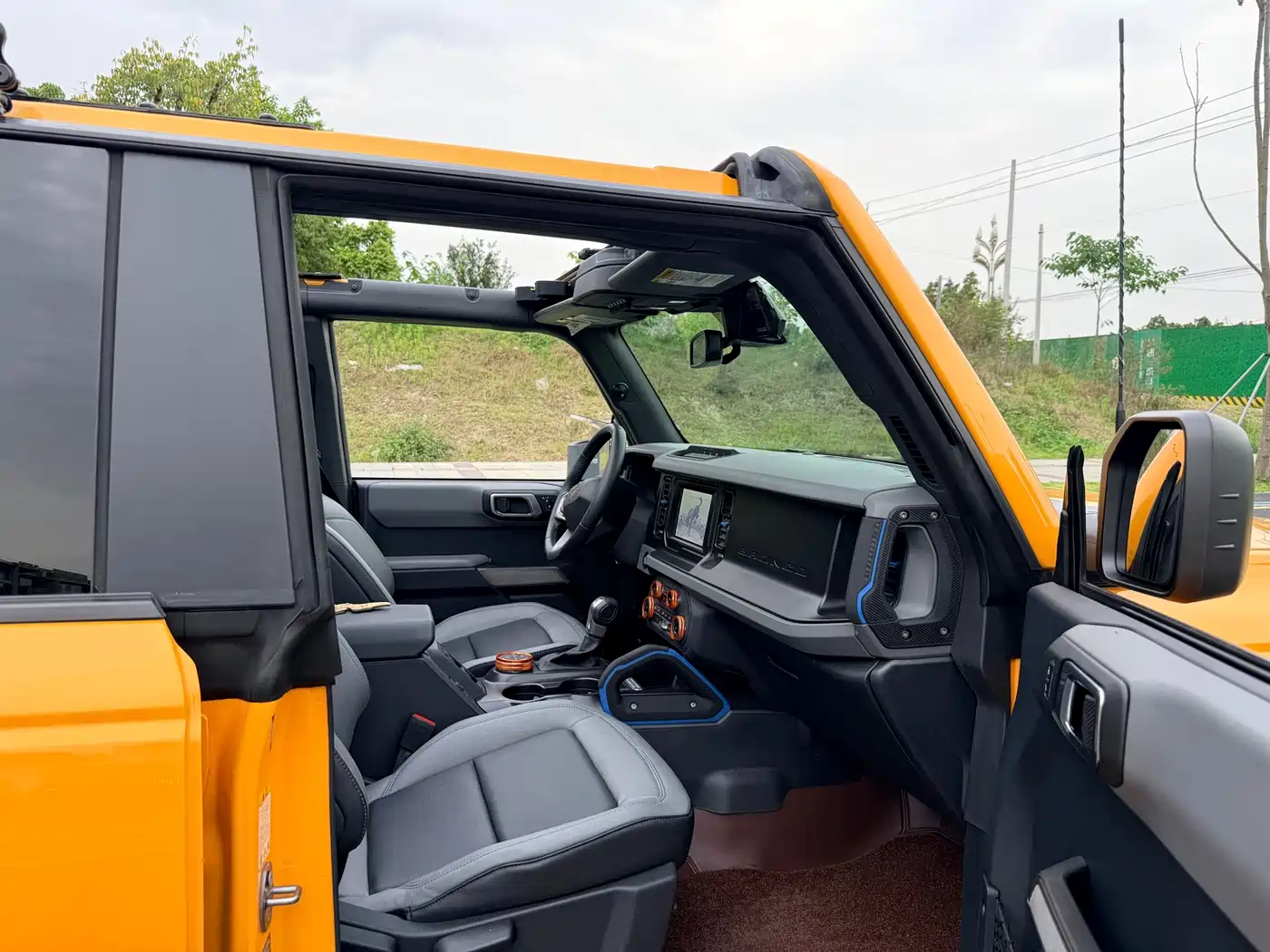 Ford Bronco (Import) 2024