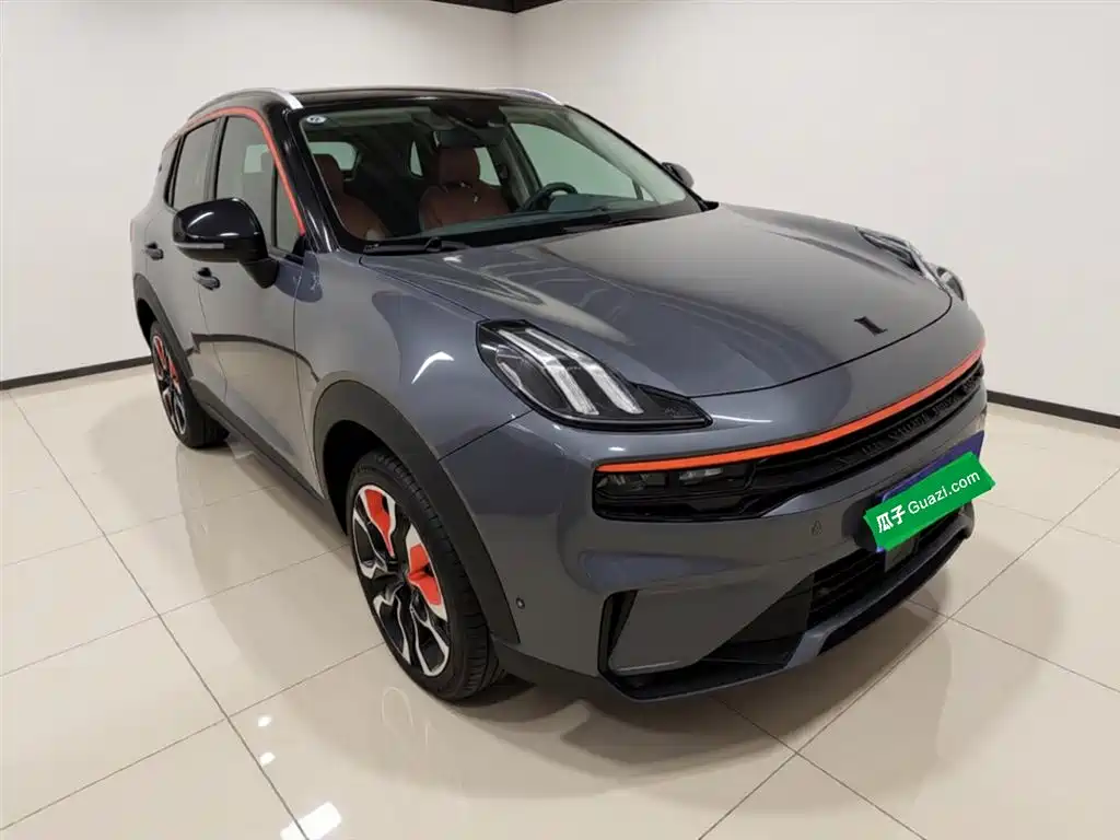 Lynk & Co 06 2020 1.5T Halo фото 4