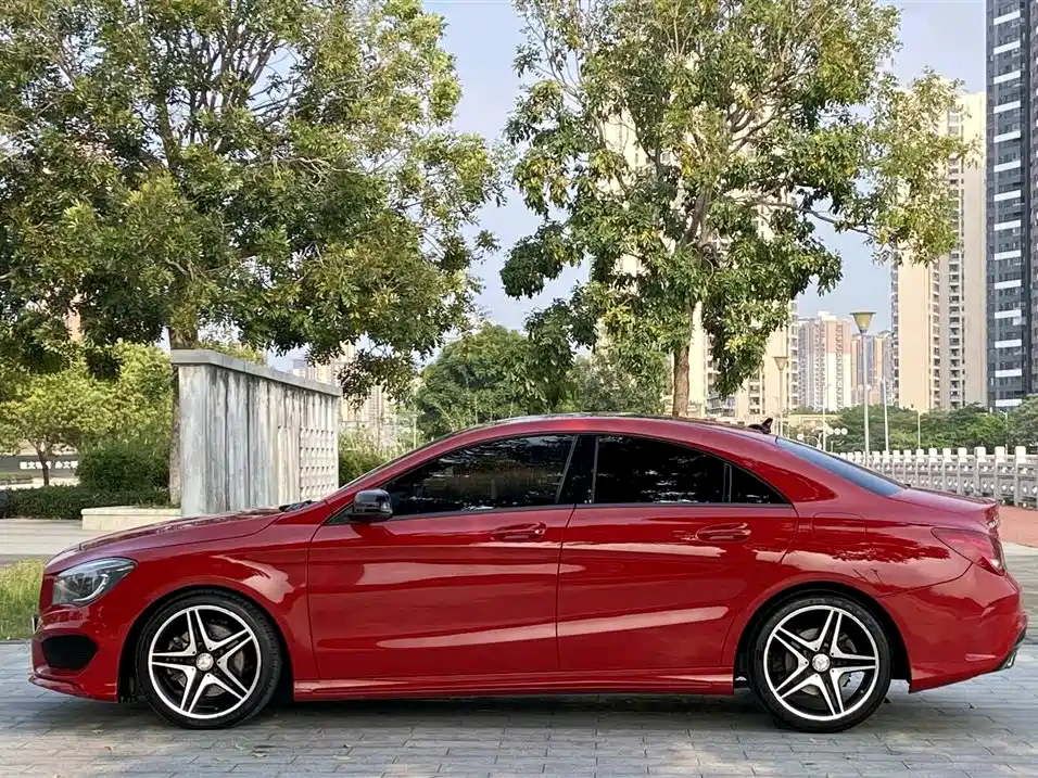Mercedes-Benz CLA (Import) 2014 CLA 260 4MATIC фото 10