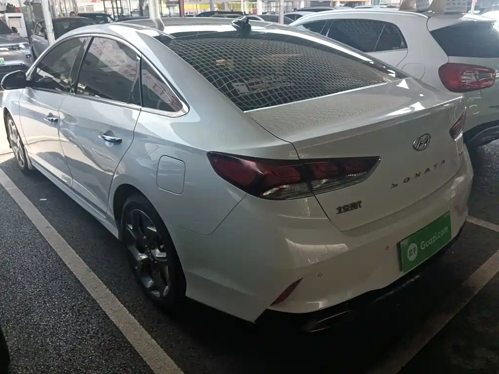 صورة 23 - Hyundai Sonata