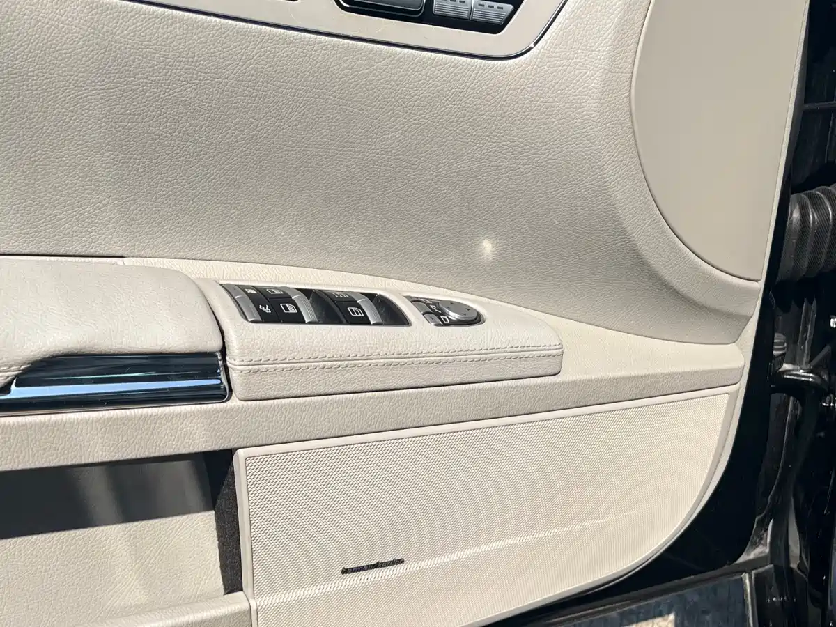 Mercedes-Benz S-Class 2012 S 350 L Grand Edition фото 11