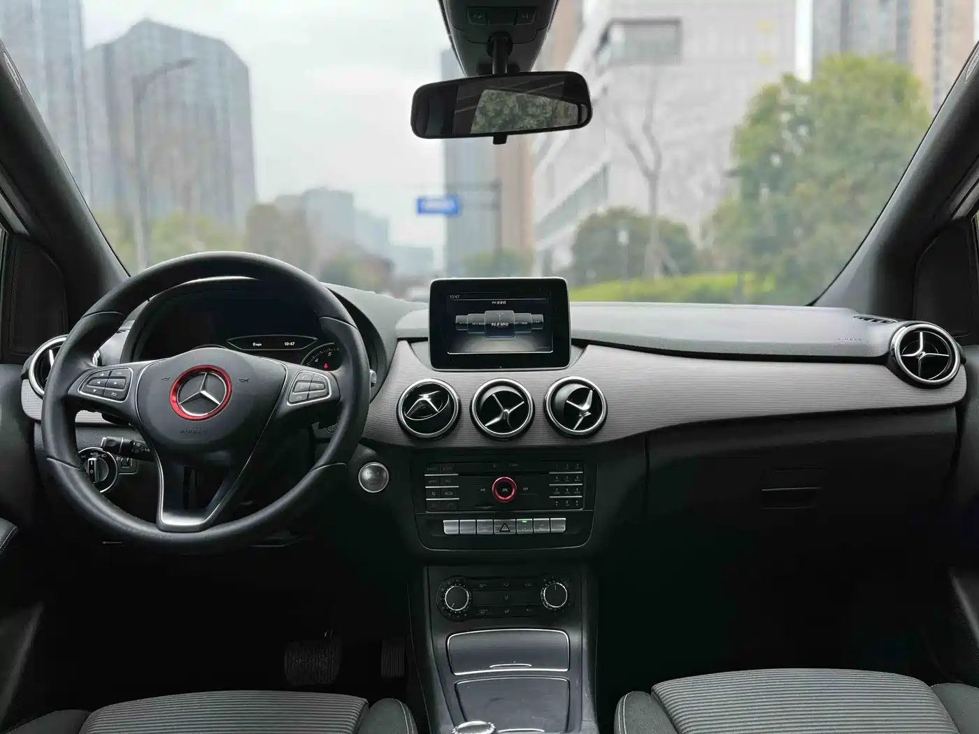 Mercedes-Benz B-Class 2017 B 180 фото 13