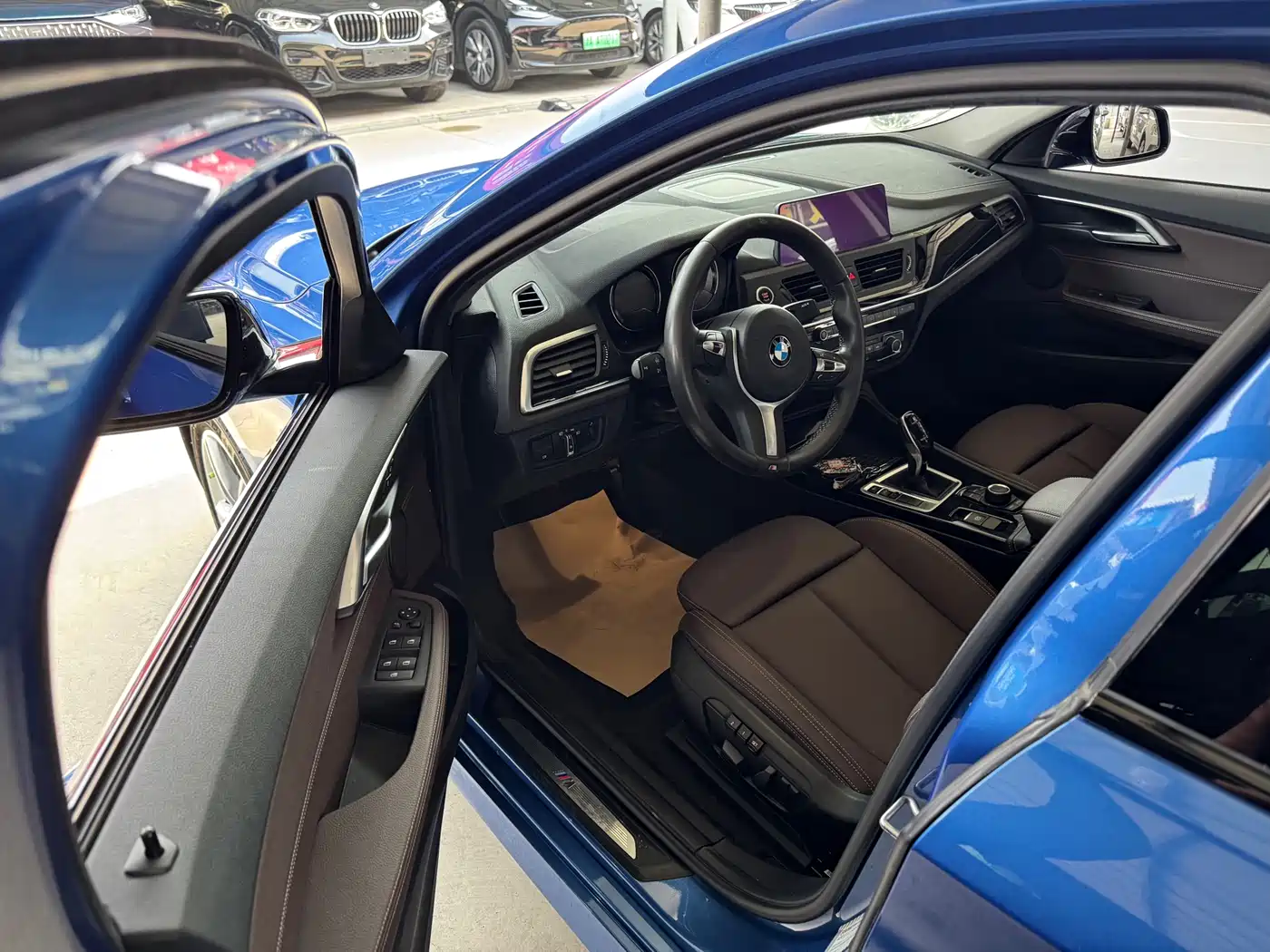 BMW 1 Series 2020 Model 120i M Sport Package фото 6