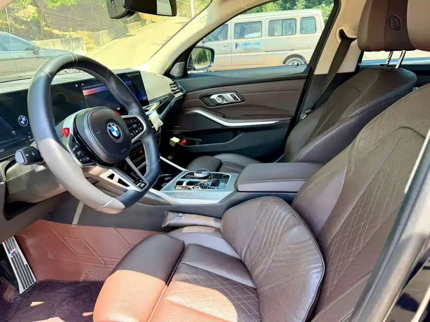 BMW 3 Series 2023 325Li M Sport Black Night Package фото 4