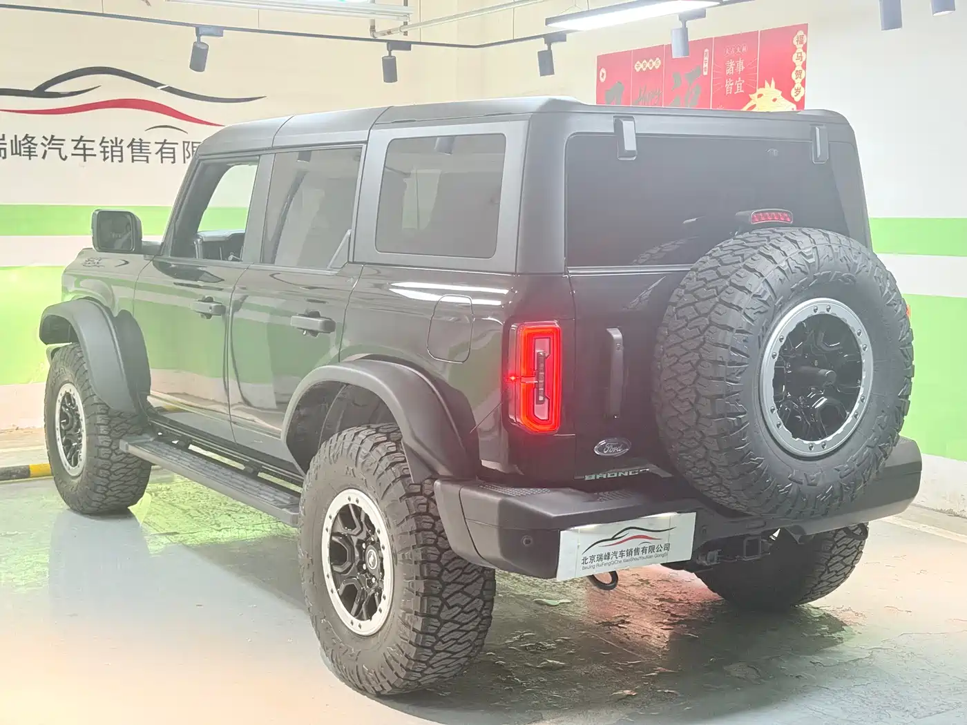 Ford Bronco 2024 2.3T Black Diamond Big Foot Off-Road Edition фото 6