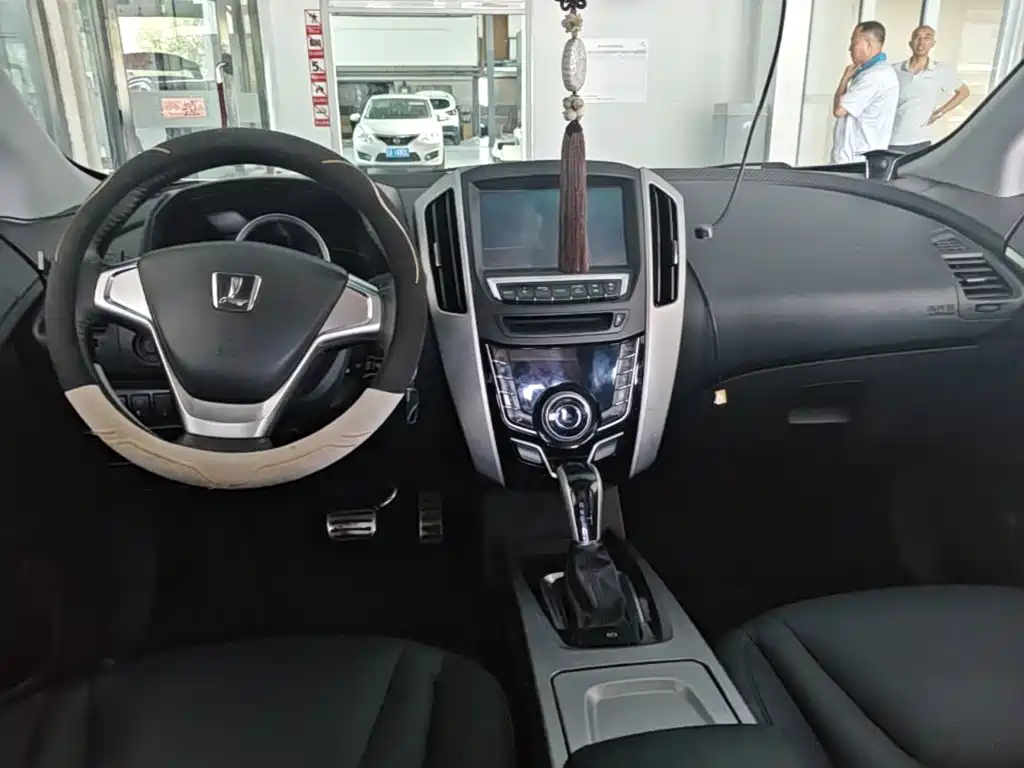 Luxgen U6 SUV 2014 2014 1.8T Fashion
