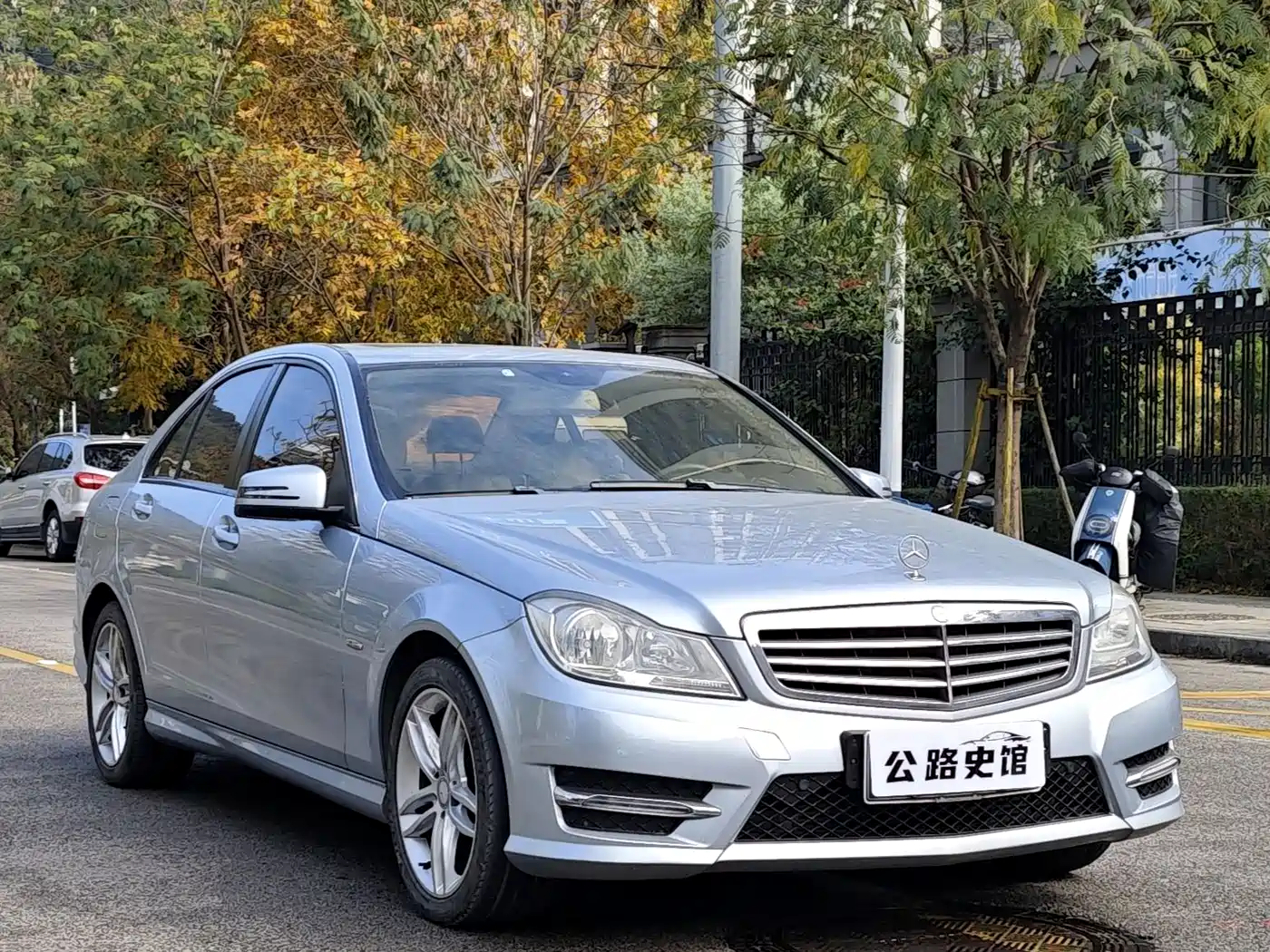 Mercedes-Benz C-Class 2013 C 180 Classic Grand Edition фото 7