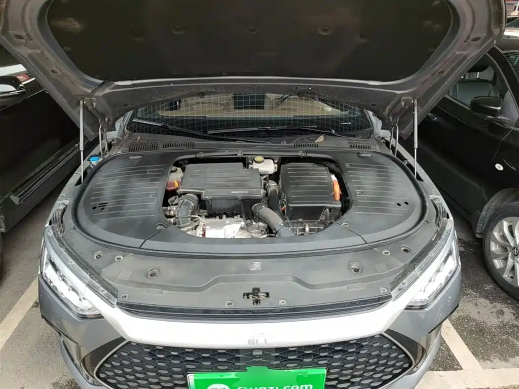 BYD Han 2022 DM-i 121KM Premium фото 20