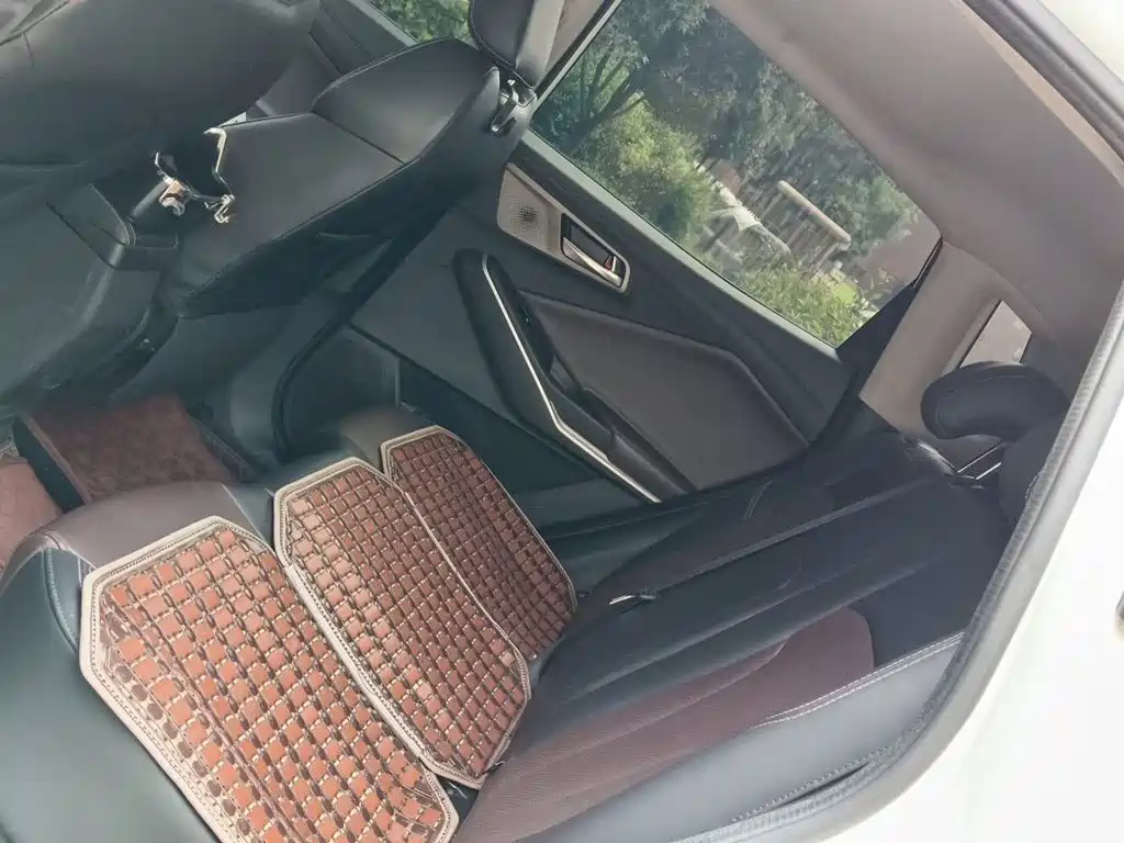 Changan CS15 2020 2019 1.5L Automatic Progressive China V