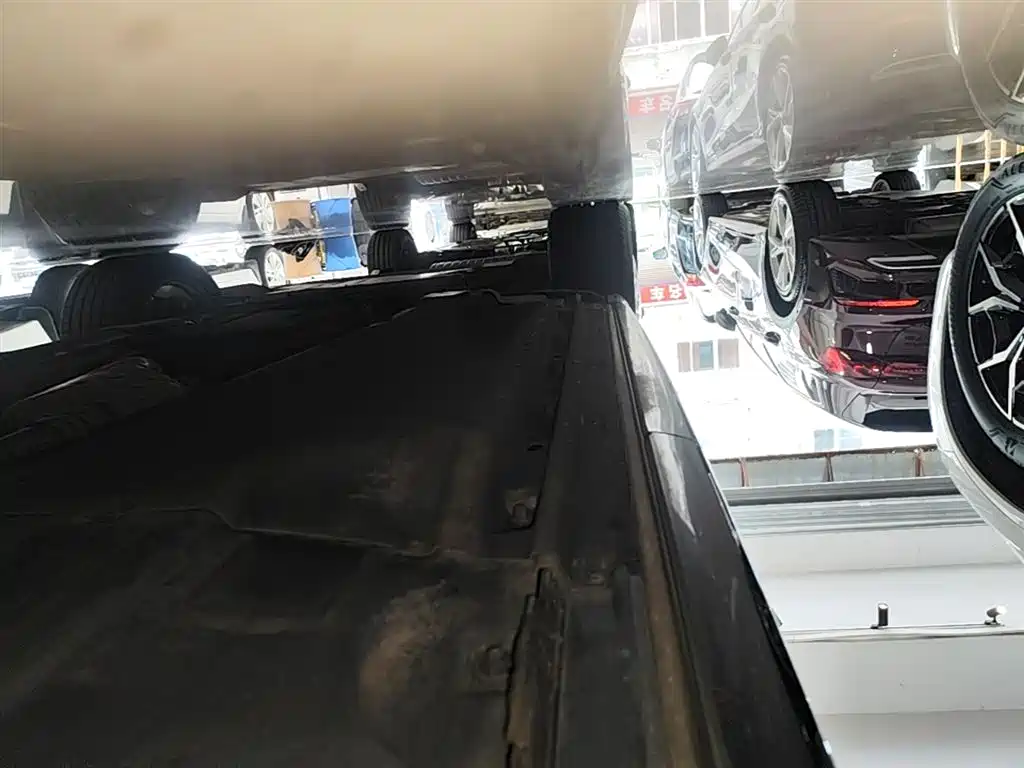 Audi Q5L 2020 Facelift 40 TFSI Honor Fashion фото 22