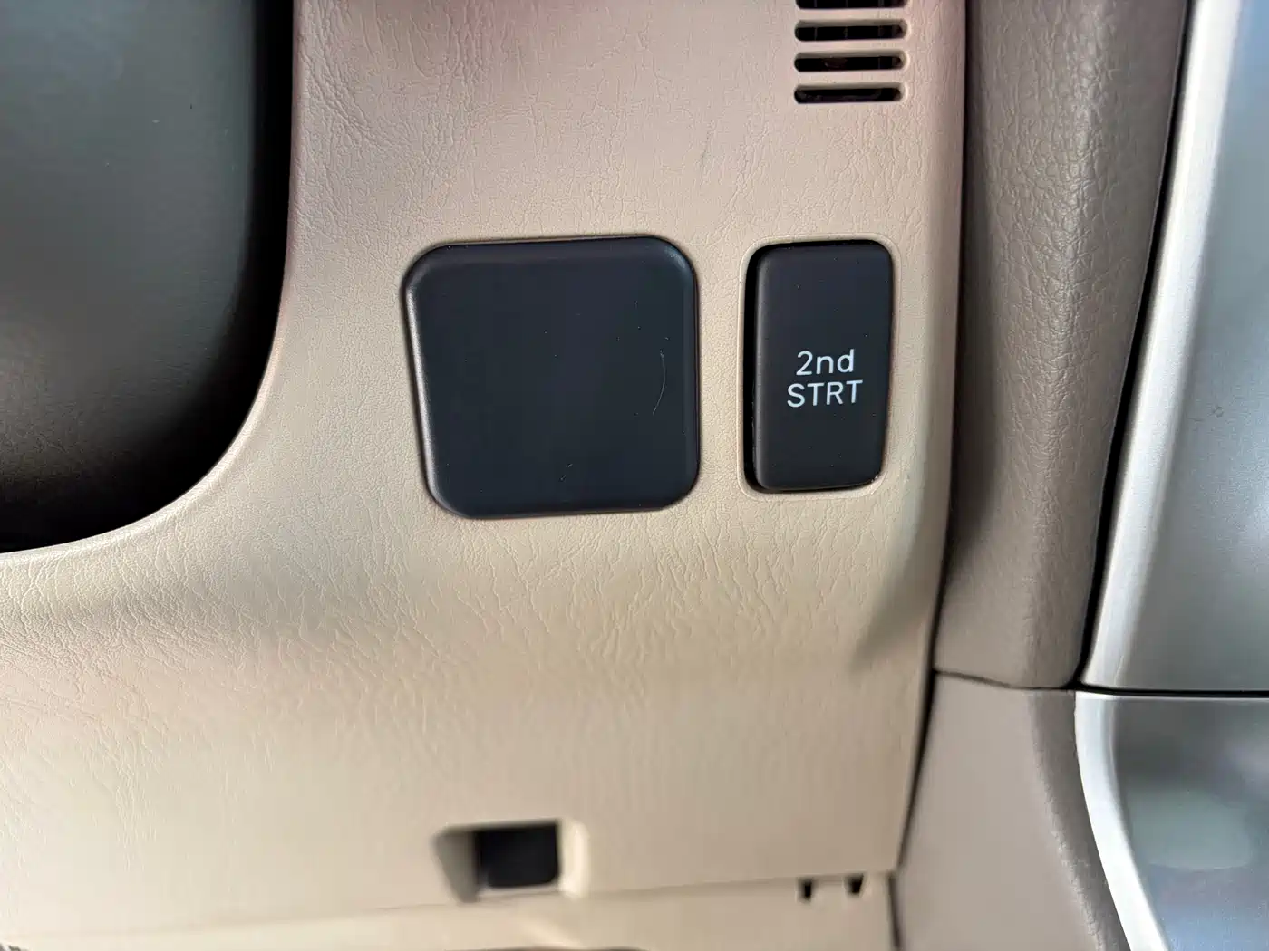 Toyota Prado (Import) 2004 GX 2.7 Automatic фото 14