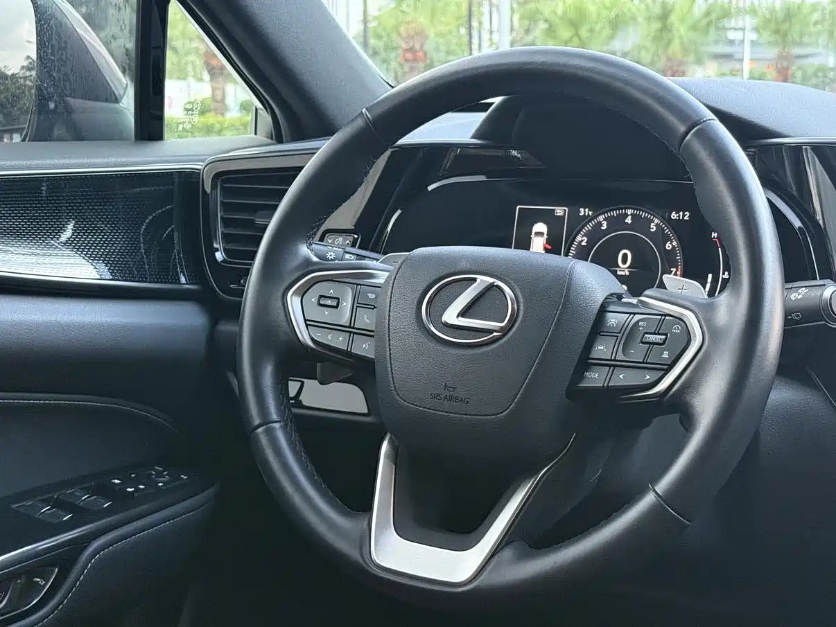Lexus NX 2023 260 FWD Dynamic Edition фото 8