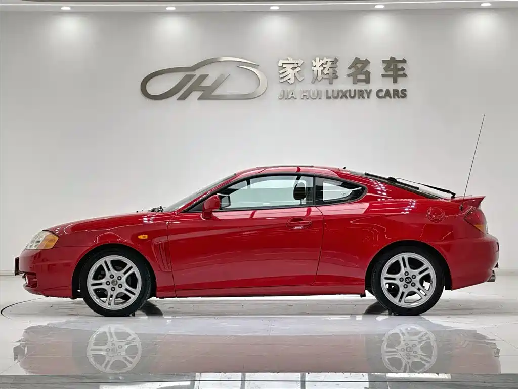 Hyundai Coupe 2004 Model FX 2.7 фото 4
