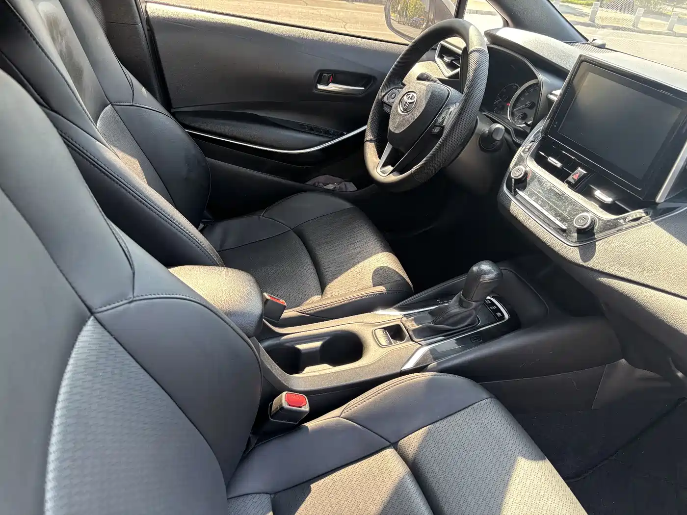 Toyota Levin 2022 Dual Engine 1.8H E-CVT Luxury Edition фото 13