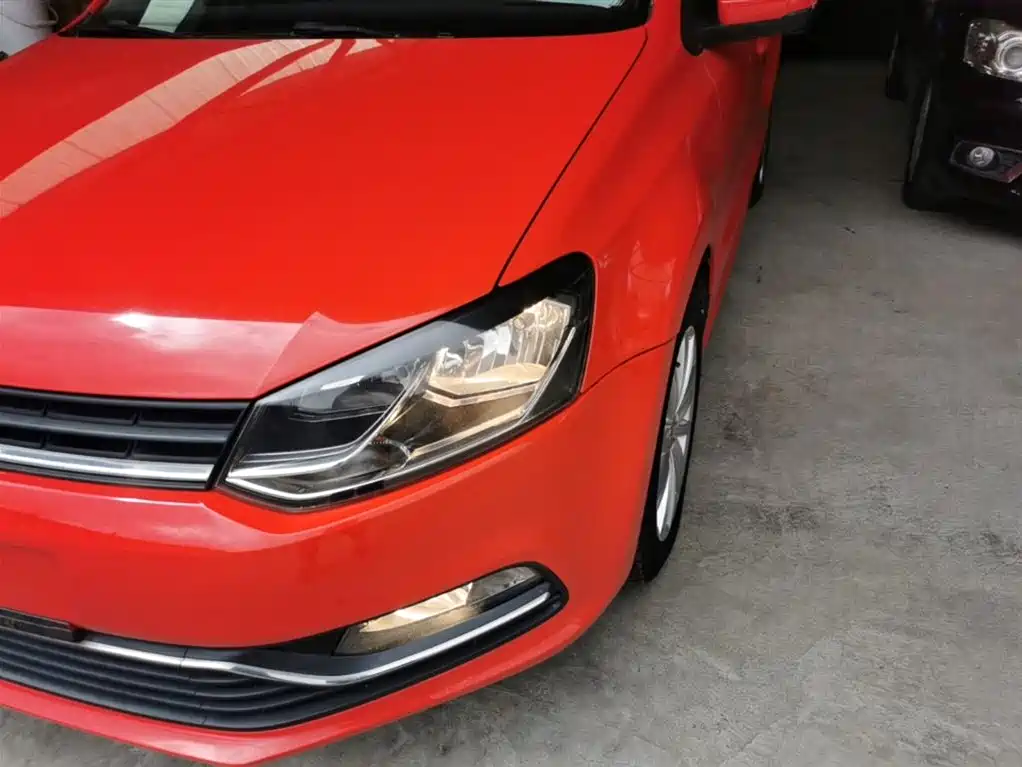 Volkswagen Polo 2014 1.6L Automatic Comfort Edition фото 24