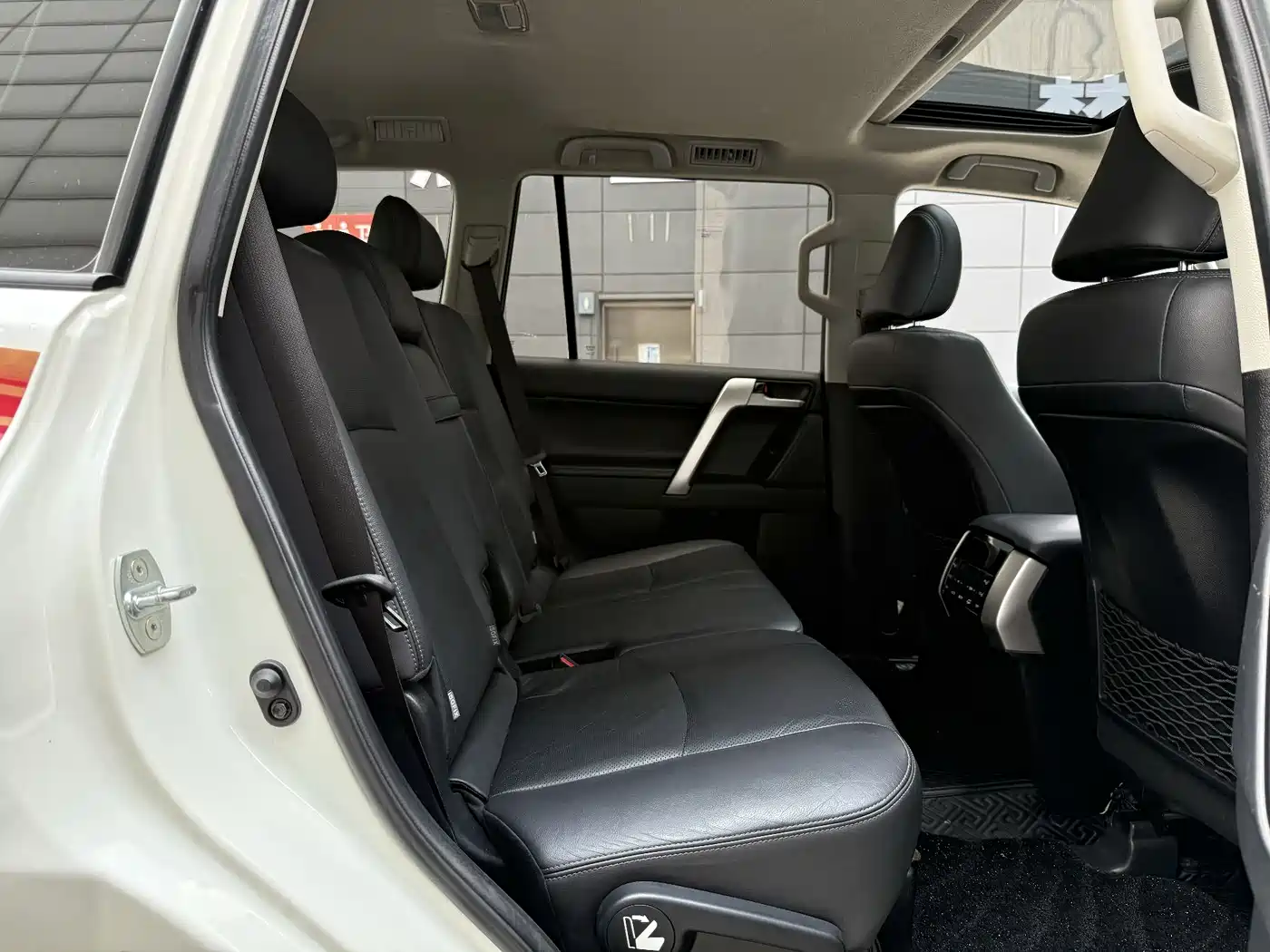 Toyota Prado 2019 3.5L Automatic TX-L Zunxiang Edition фото 17