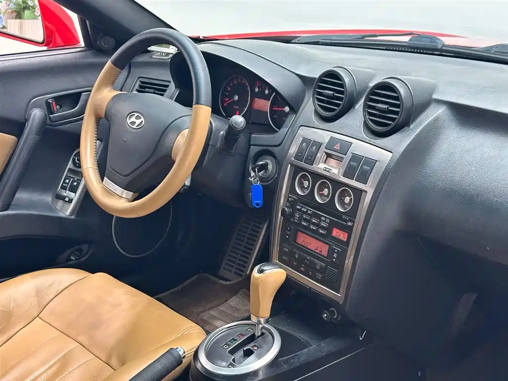 Hyundai Coupe 2004 Model FX 2.7 фото 14