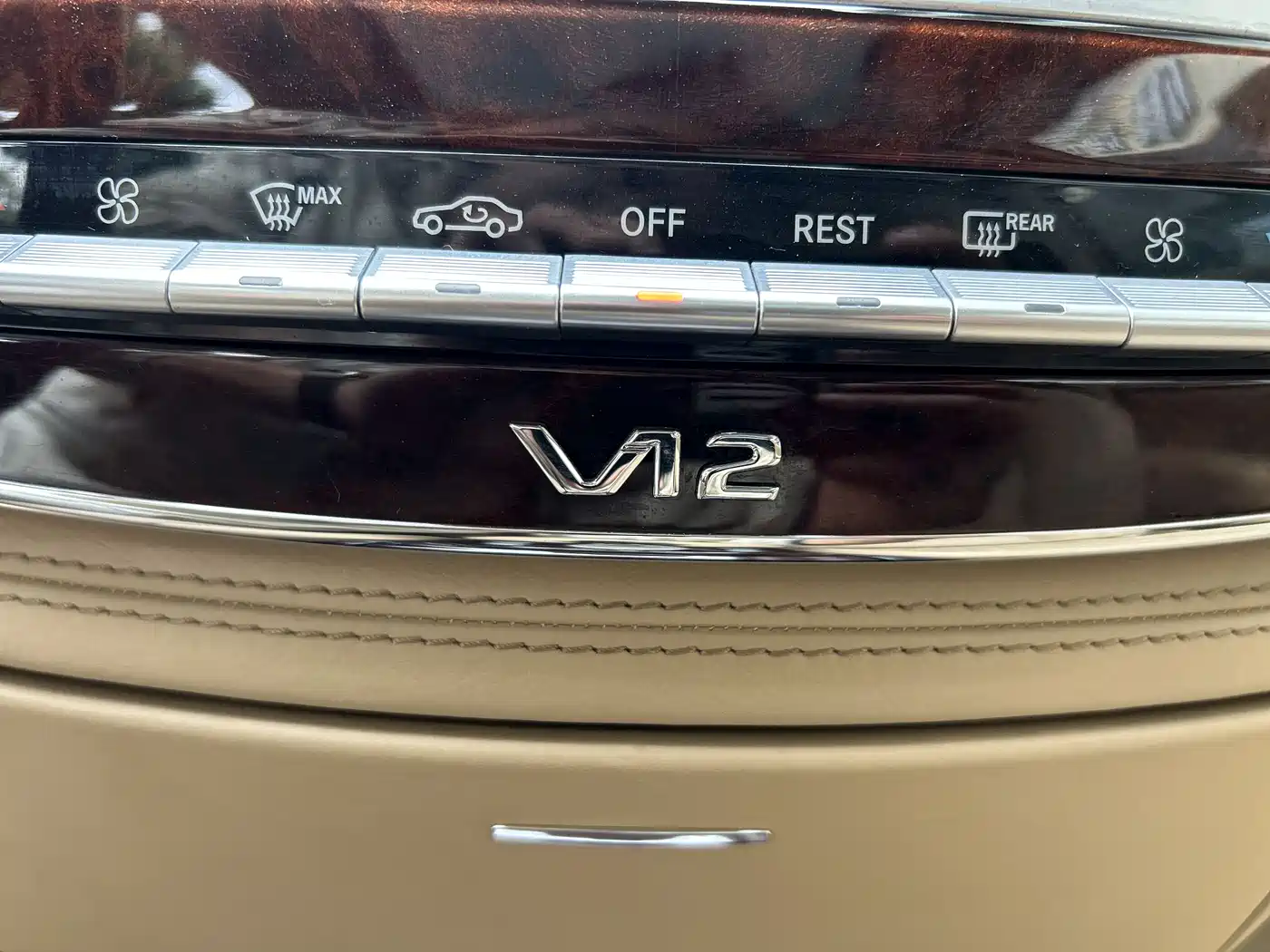 Mercedes-Benz S-Class AMG 2013 AMG S 65 L Grand Edition фото 15