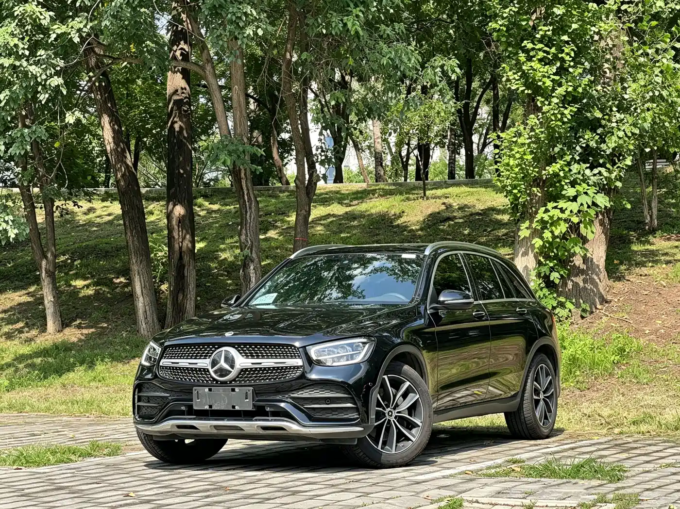  Mercedes-Benz Mercedes-Benz GLC 2022 Facelift GLC 260 L 4MATIC Luxury Model