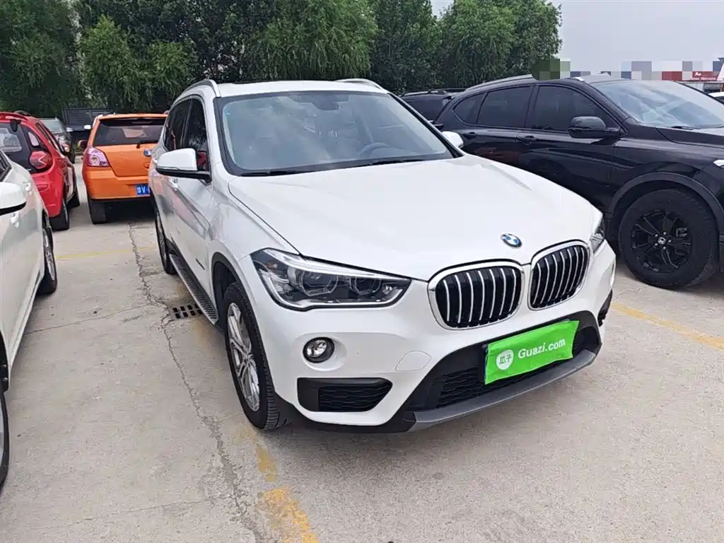 BMW X1 2018 sDrive20Li Leading Model фото 4