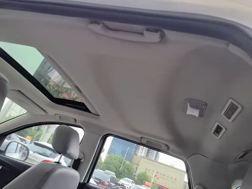 BAIC Huansu S3 2018 2017 1.5L Manual Luxury