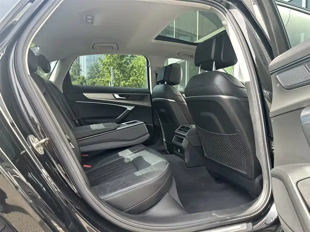 Audi A6L 2019 40 TFSI Luxury Elegance фото 8