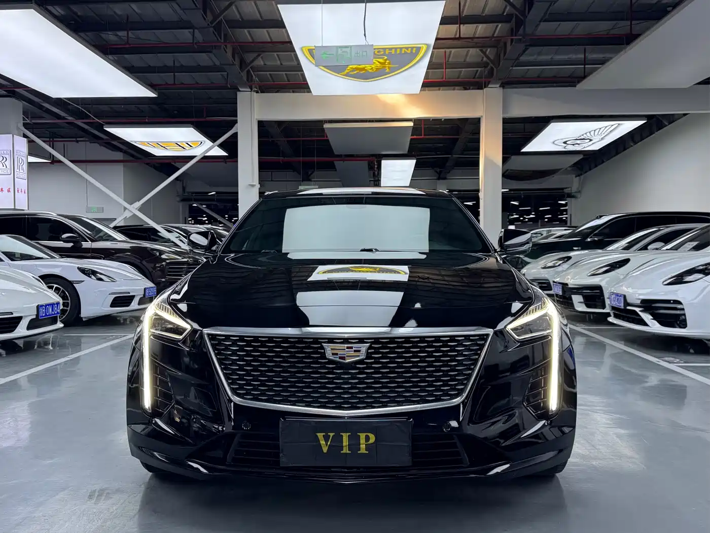 CADILLAC CT6