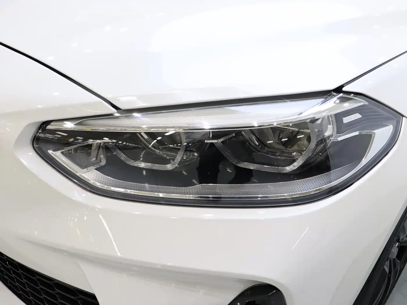 BMW 1 Series 2022 125i M Sport Shadow Edition фото 8