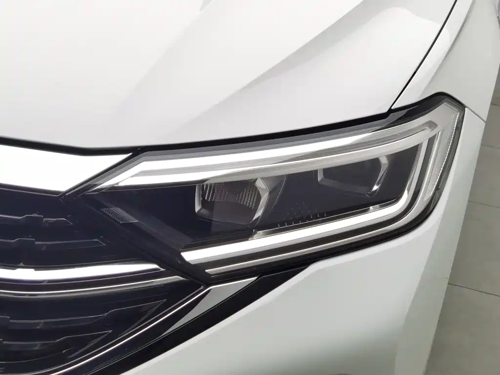 Volkswagen Sagitar, миниатюра 7