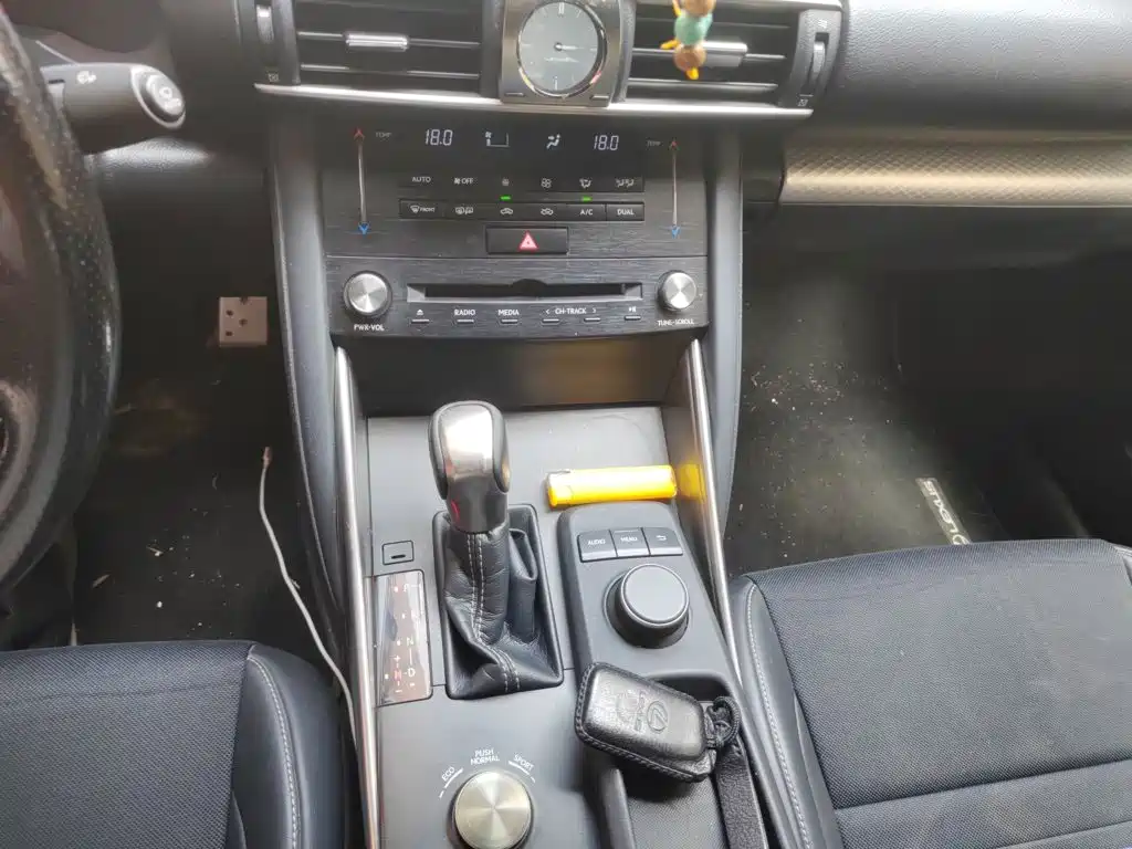 Lexus IS 2018 2017 300 F SPORT