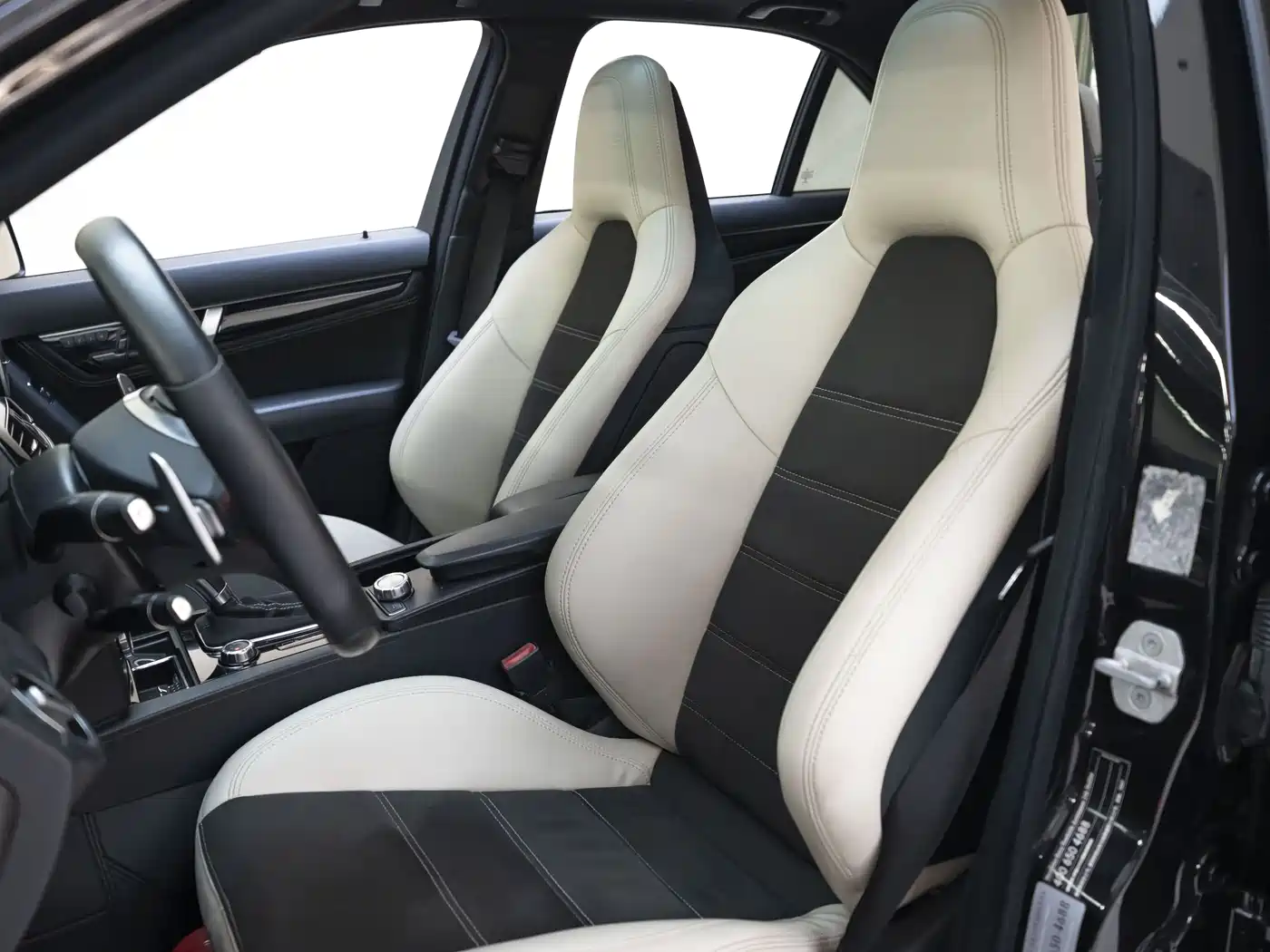Mercedes-Benz C-Class AMG 2014 AMG C 63 Edition 507 фото 6