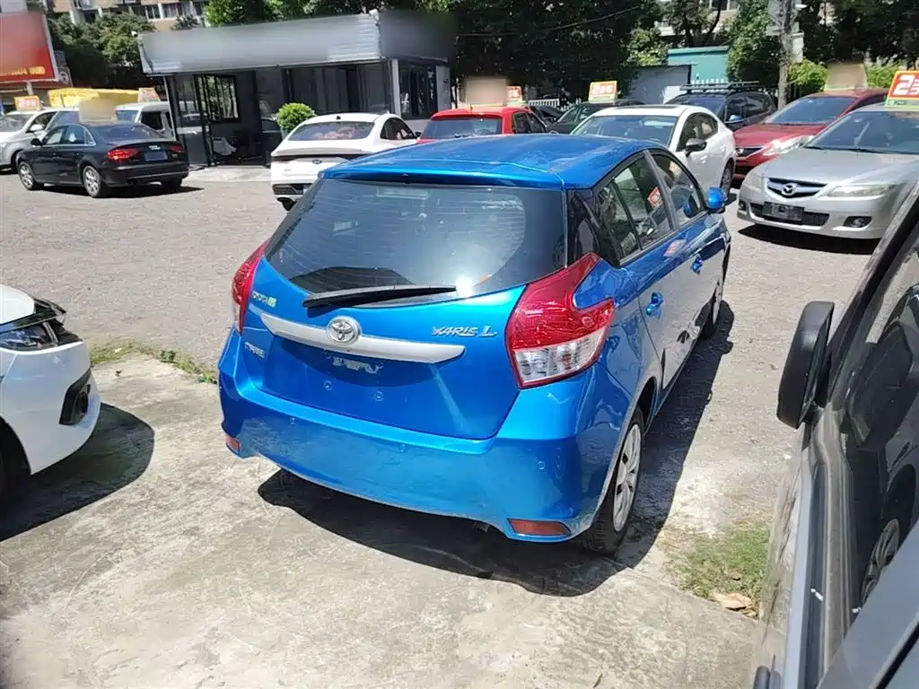 Toyota YARiS L Zhi Xuan 2015 1.5E Auto Charming Edition фото 7