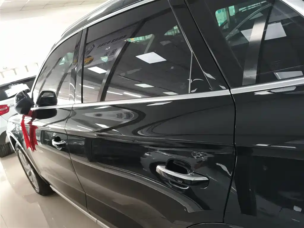 Audi Q5L 2022 40T Luxury Dynamic фото 5