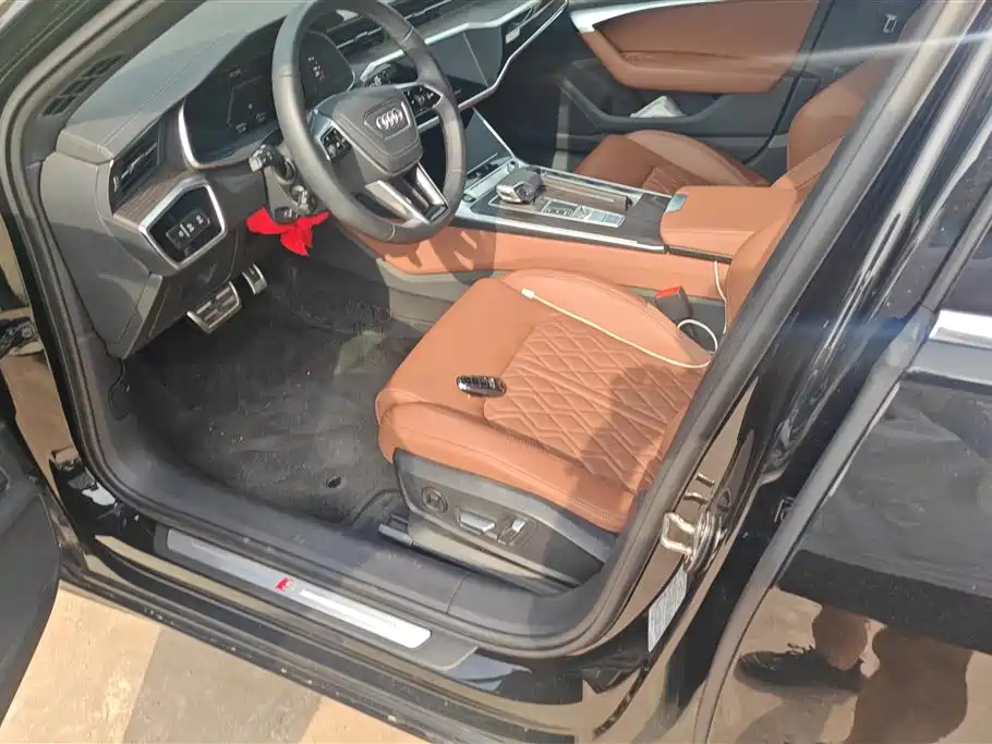 Audi A6L 2025 45 TFSI quattro Premium Sport фото 9