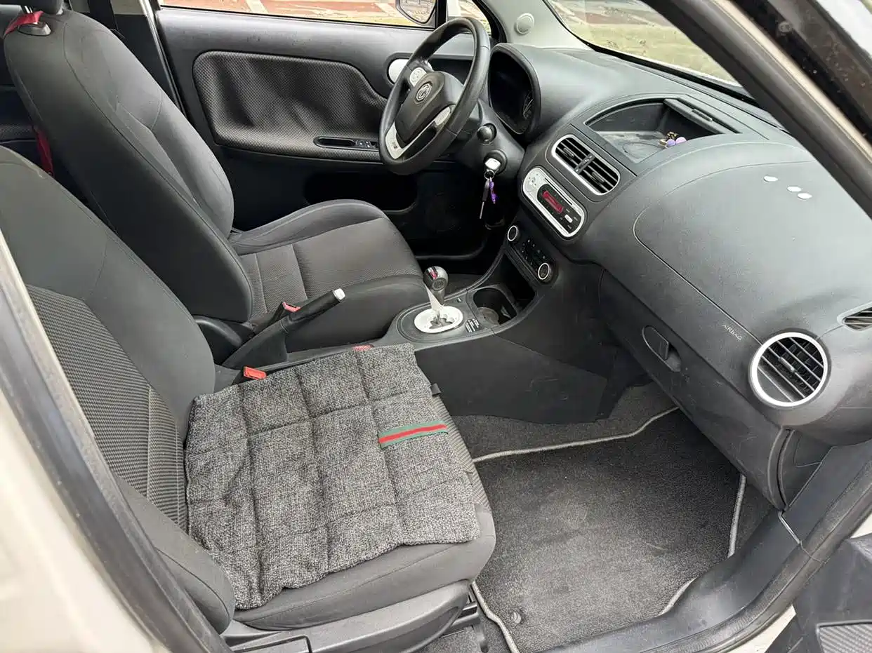 MG 3 2013 2013 1.5L AMT Elite Edition