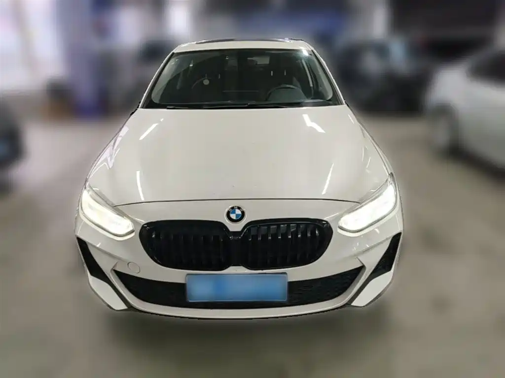 BMW 1 Series 2021 Facelift 120i M Sport Shadow Edition фото 5