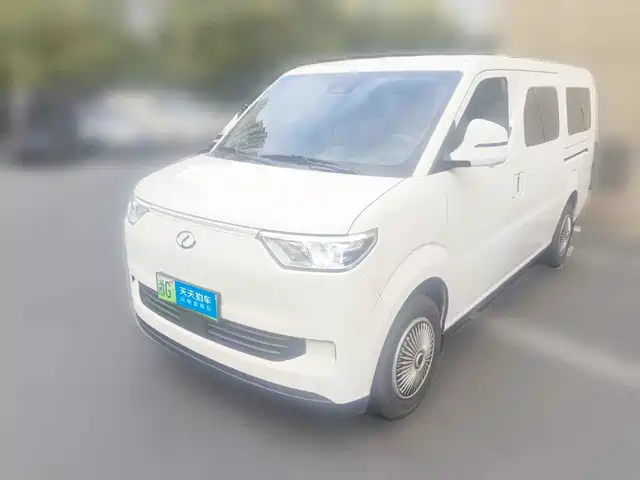  Ruichi Ruichi New Energy EC75 2025 Passenger Smart Super Charge Edition Surpass Type II 50.1kWh