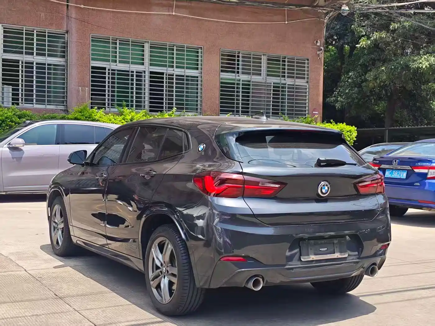 BMW X2 2022 sDrive25i M Sport Package фото 3