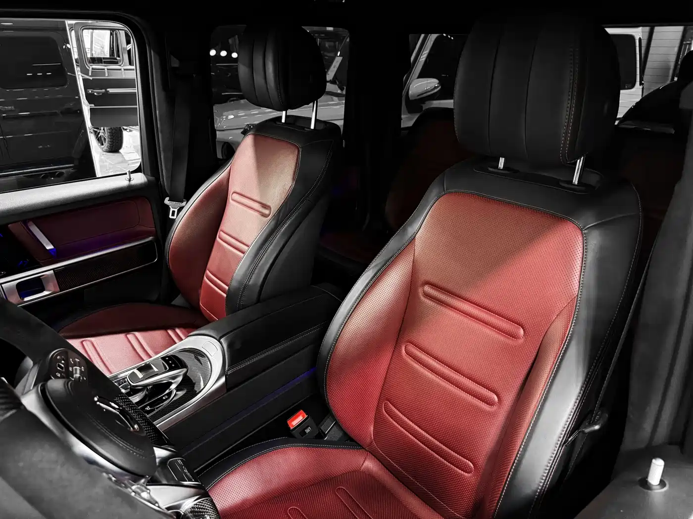 Mercedes-Benz G-Class 2023 G 500 фото 12