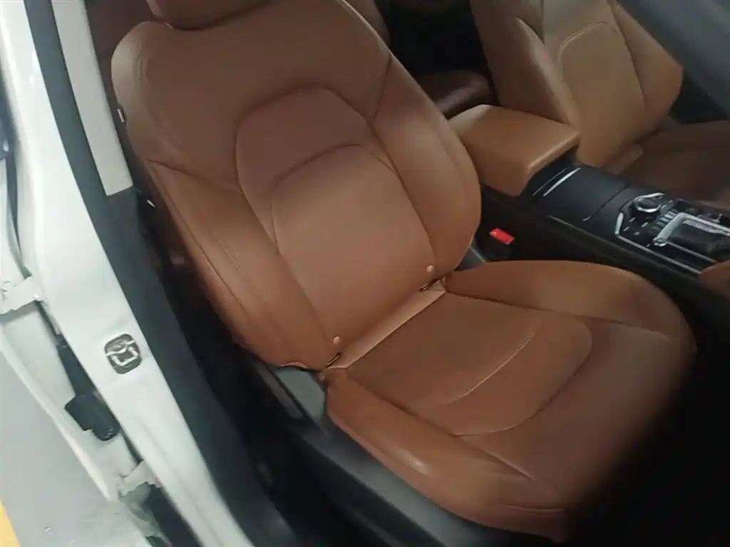Borgward BX7 2017 2016 28T 2WD Elite 5-seater