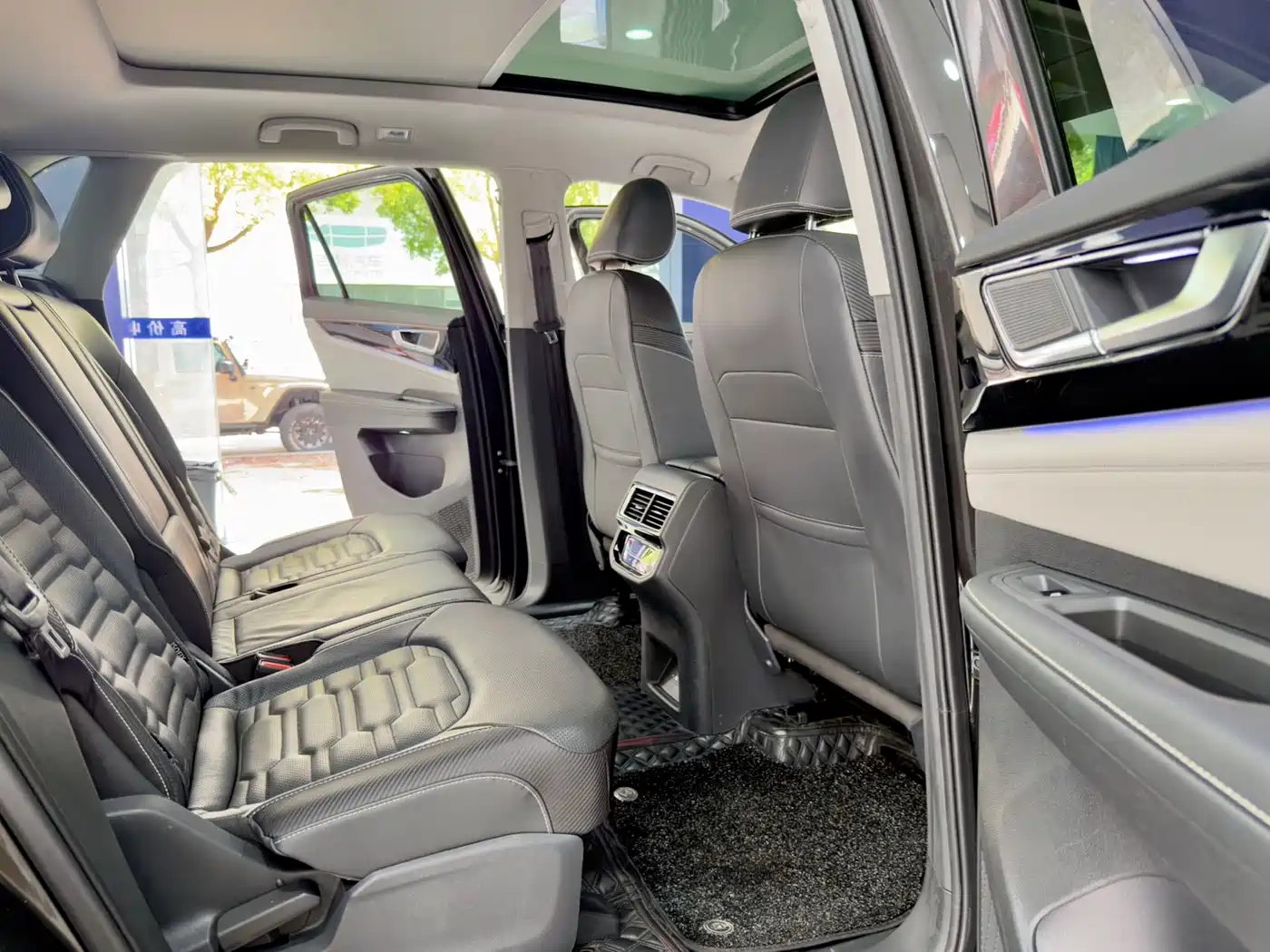 Volkswagen Teramont 2022 Teramont X 380TSI 4MOTION Premium Luxury фото 15