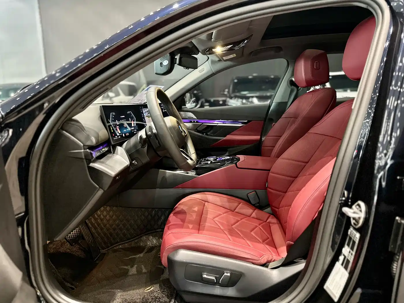 BMW 5 Series, миниатюра 5