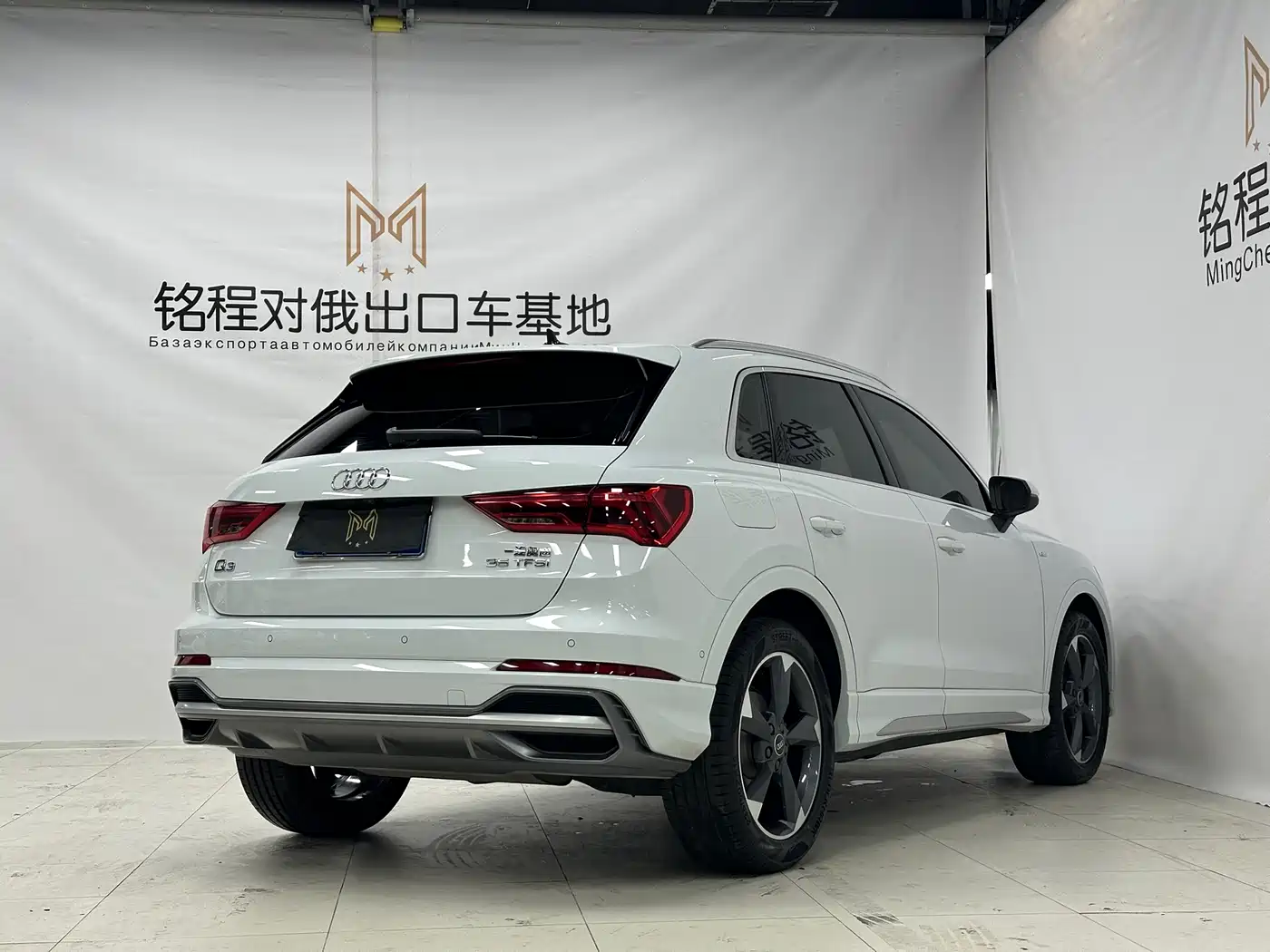 Audi Q3 2022 35 TFSI Fashion Dynamic фото 4