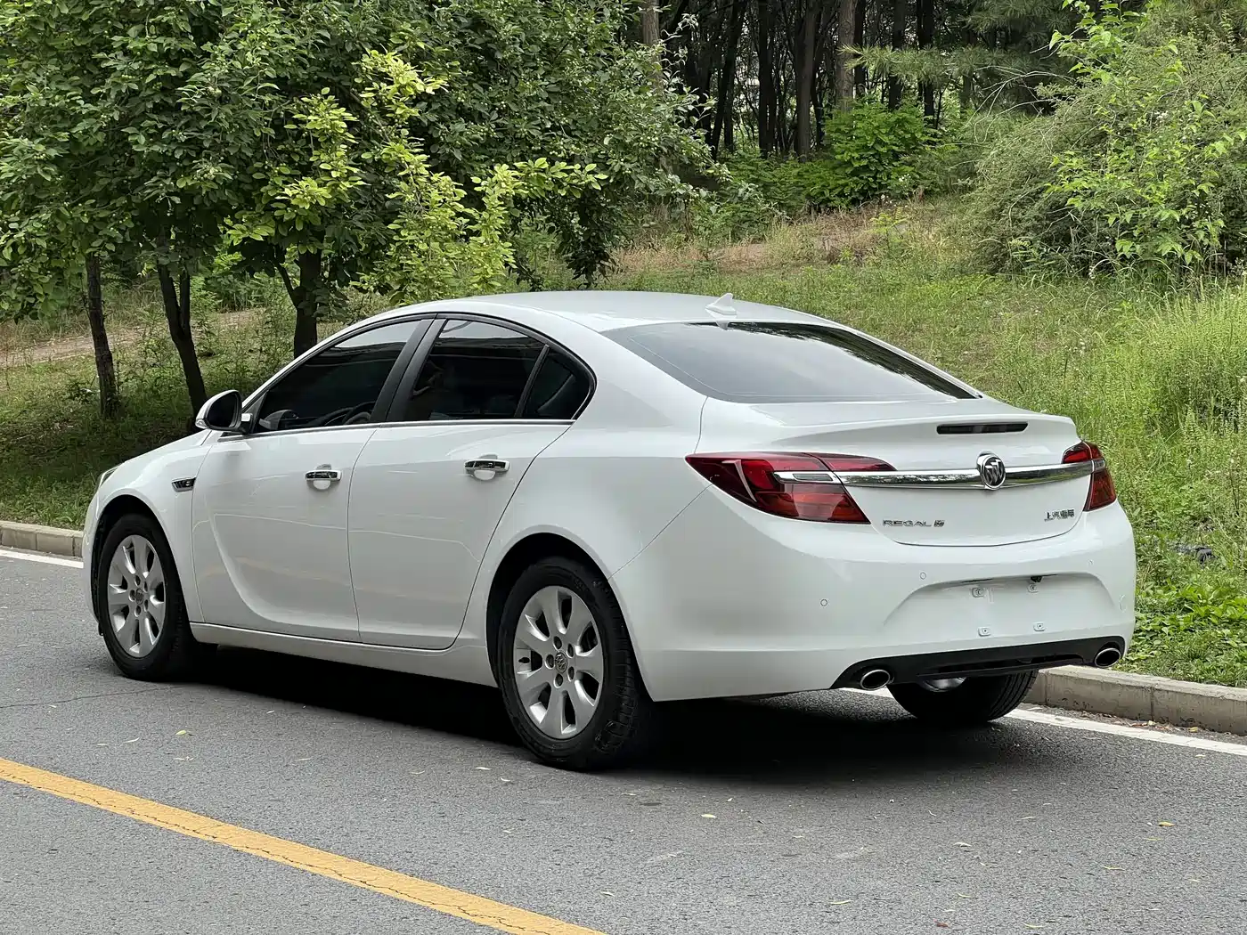 Buick Regal 2015 1.6T Elite Tech Edition фото 7