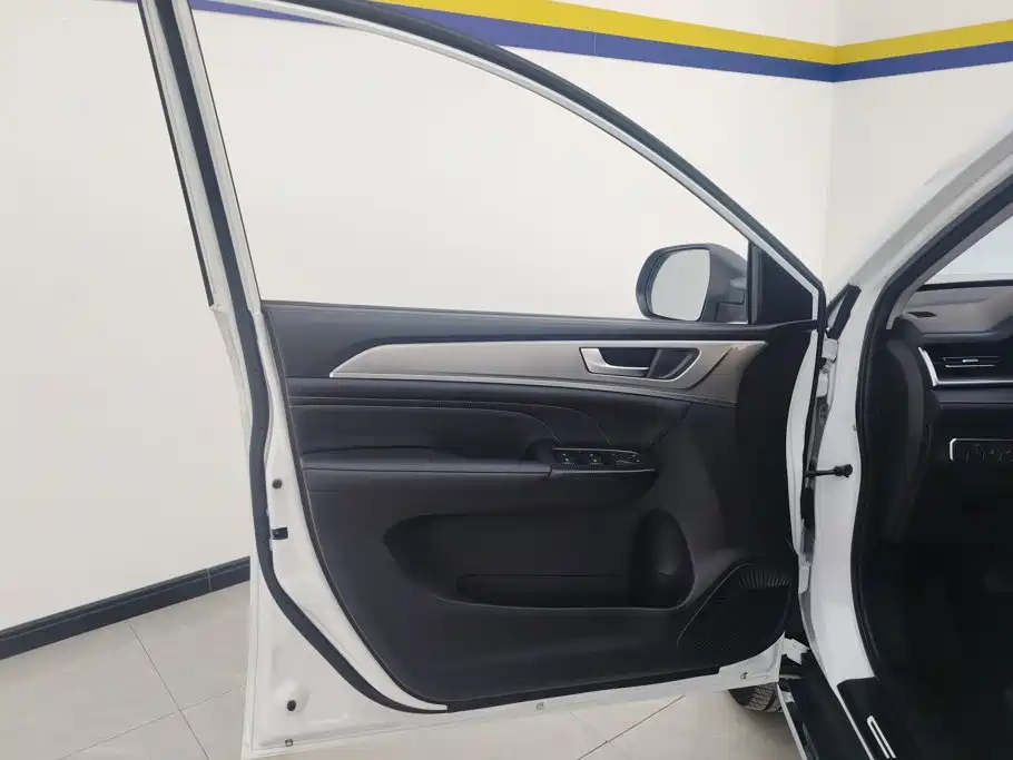 Фото 7 - Haval M6