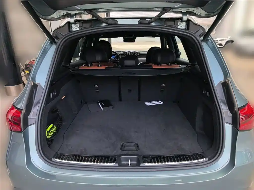 Mercedes-Benz GLC 2025 GLC 300 L 4MATIC Luxury 5-seater фото 16