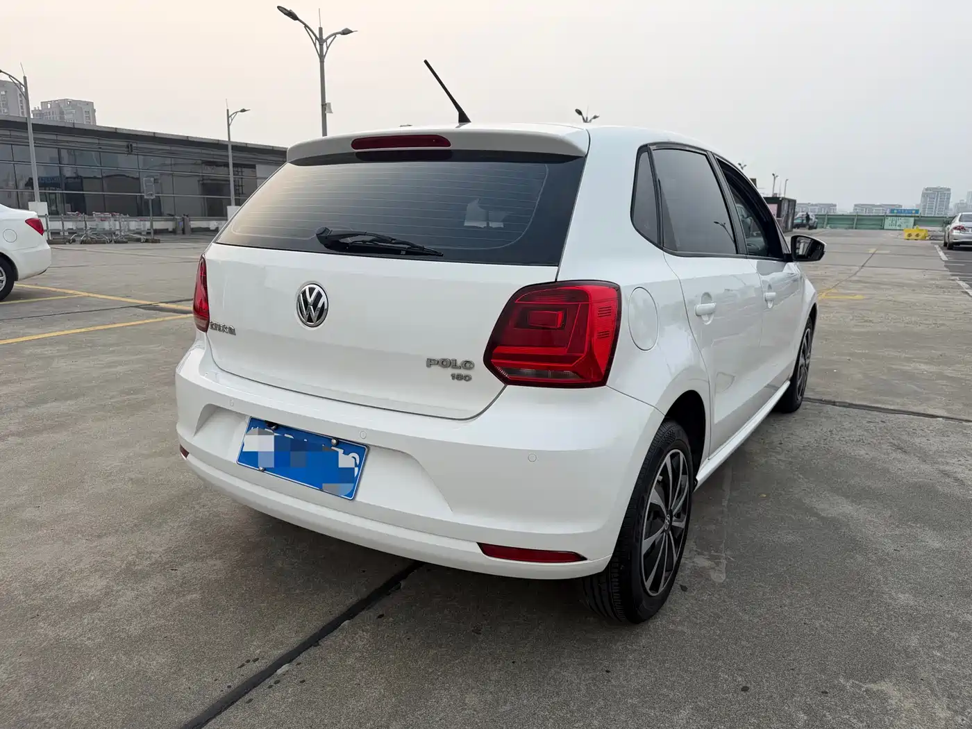 Volkswagen Polo 2016 1.6L Automatic Comfort фото 6