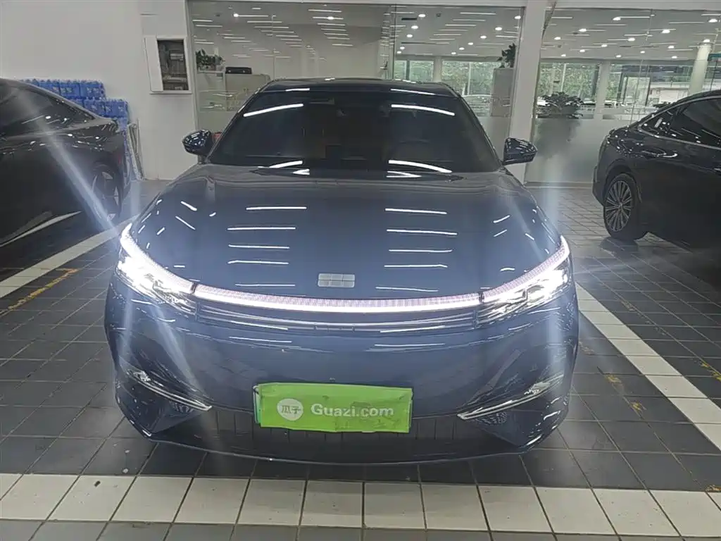Geely Galaxy Galaxy A7 2025 EM-i фото 3