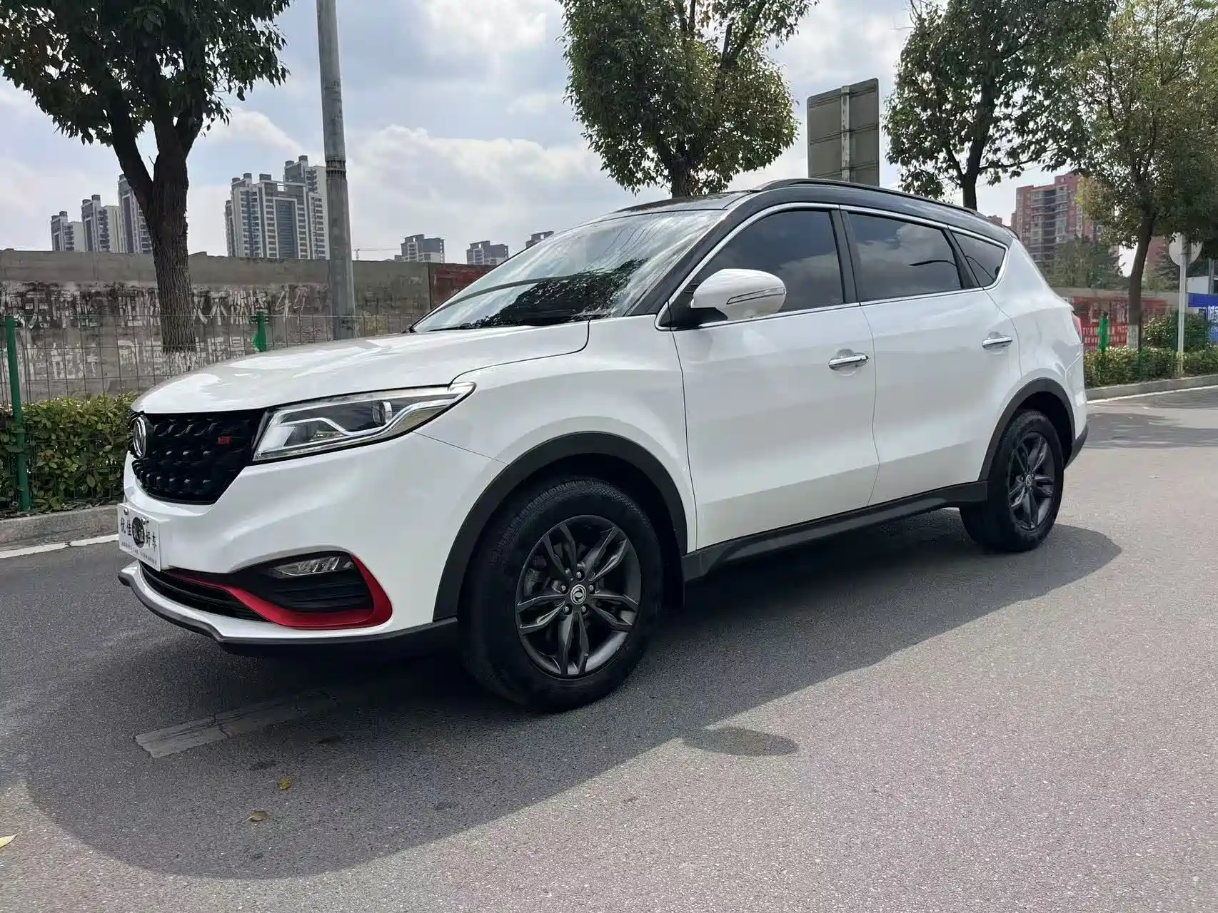 Фото 1 - Dongfeng Fengguang Fengguang 580