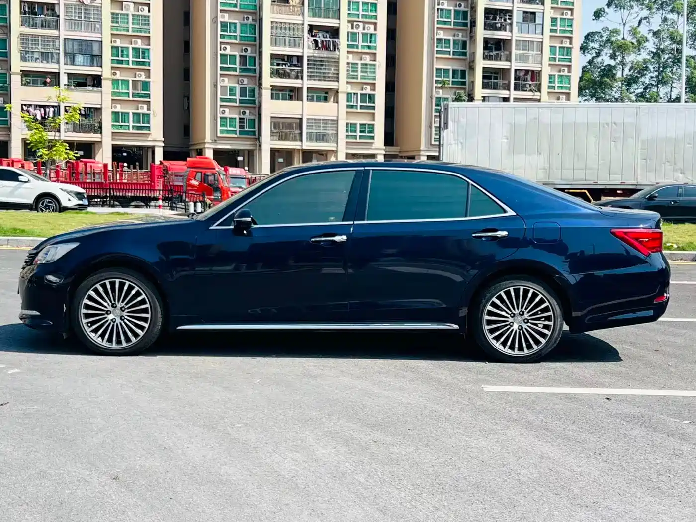 Toyota Crown 2018 2.0T Sport Edition фото 2
